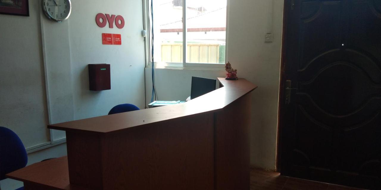 Oyo 102 Metro Marine Drive Hotel Коломбо Экстерьер фото
